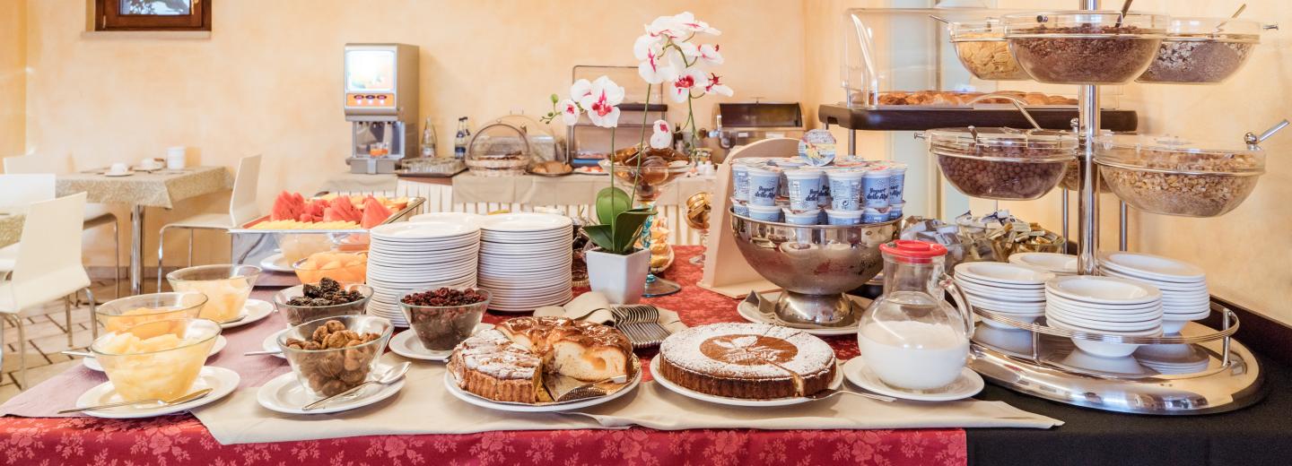 © Eurotours Manerba del Garda: Olivenhaine, Strände und Weingärten