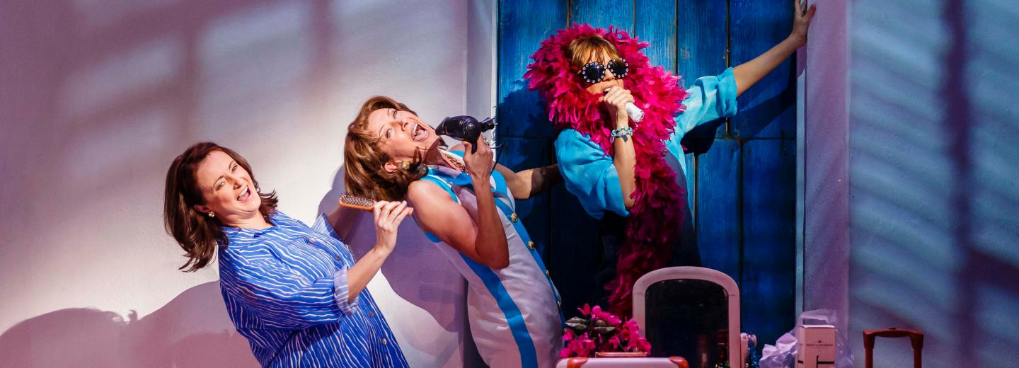 © Stage Entertainment Germany MAMMA MIA, Hamburg