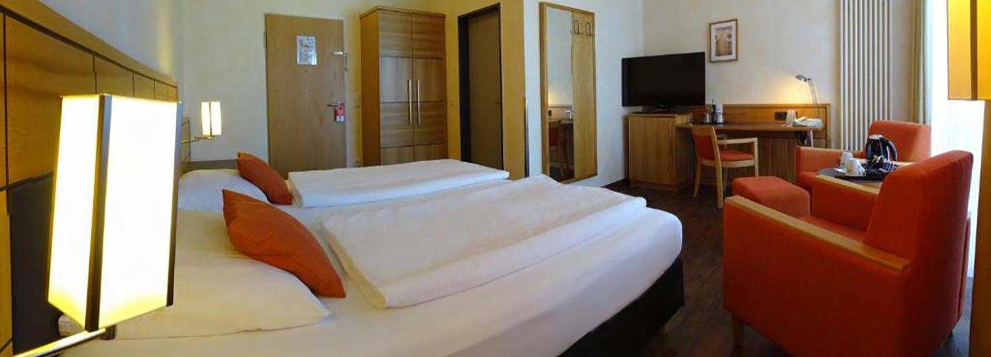 © Eurotours Doppelzimmer Standard