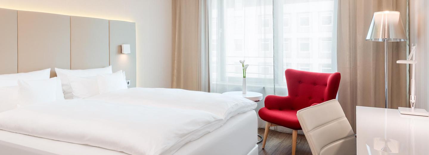 © Eurotours Superior Doppel- oder Zweibettzimmer