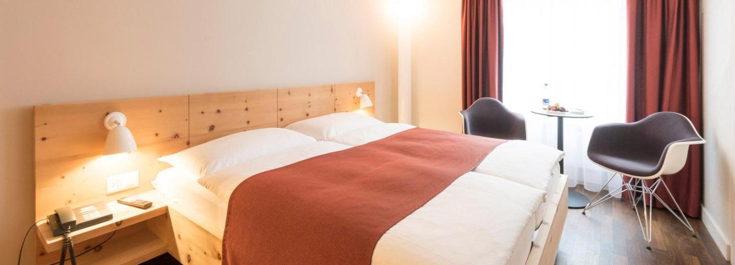 © Eurotours Alpines Doppelzimmer