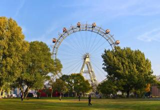 Freizeitparks Wiener Prater JUST AWAY Freizeitparks Wiener Prater JUST AWAY