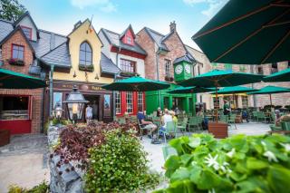 Irland Omackays Café Bar Pub Gastro JUST AWAY