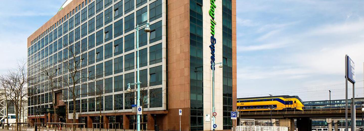 © Eurotours Hotel Holiday Inn Express Amsterdam Sloterdijk