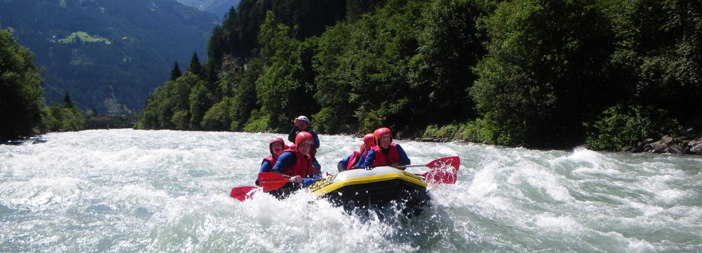 © Action Club Zillertal Gegensätze ziehen sich an: Adrenalin und Erholung im Zillertal