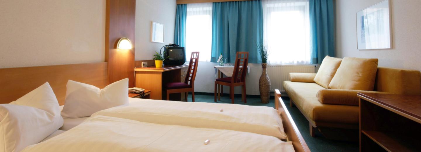 © Eurotours Doppel- oder Zweibettzimmer