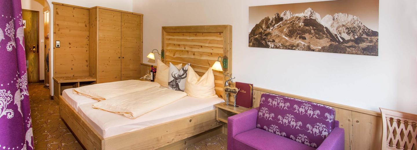 © Eurotours Zwei/Dreibettzimmer