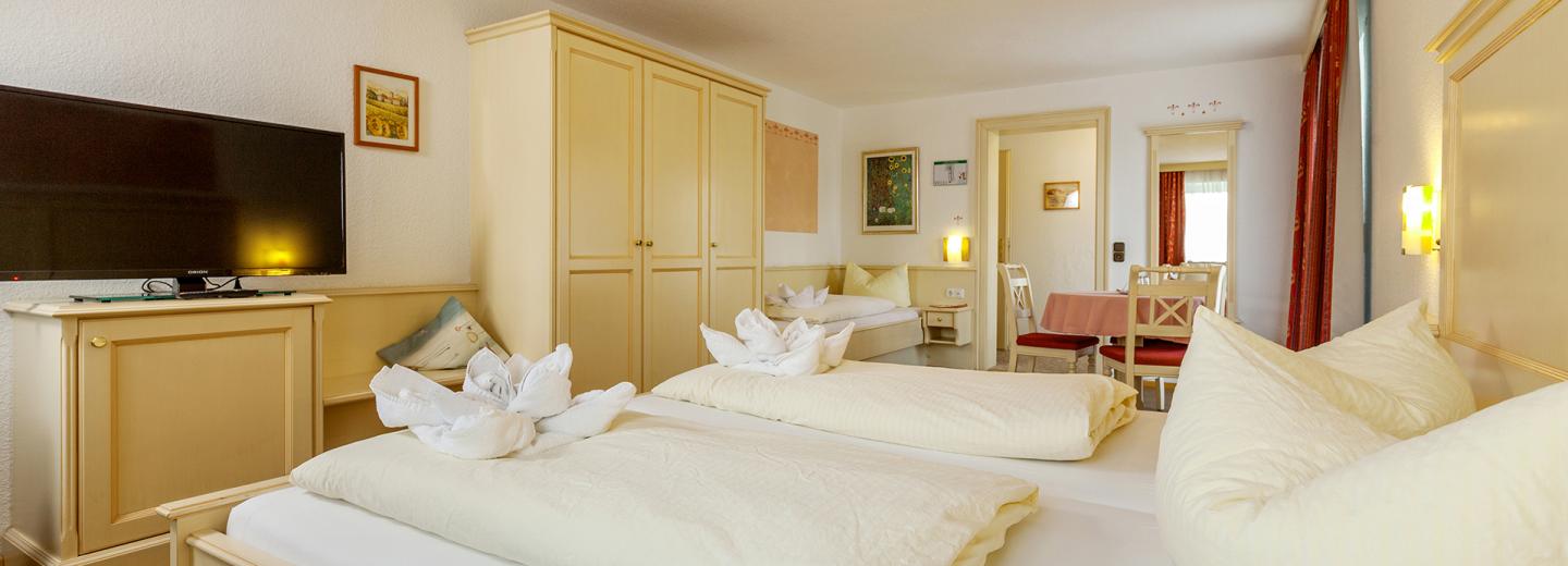 © Eurotours Dreibettzimmer