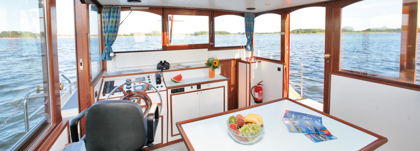 © Eurotours Mit dem Hausboot auf der Mecklenburgischen Seenplatte