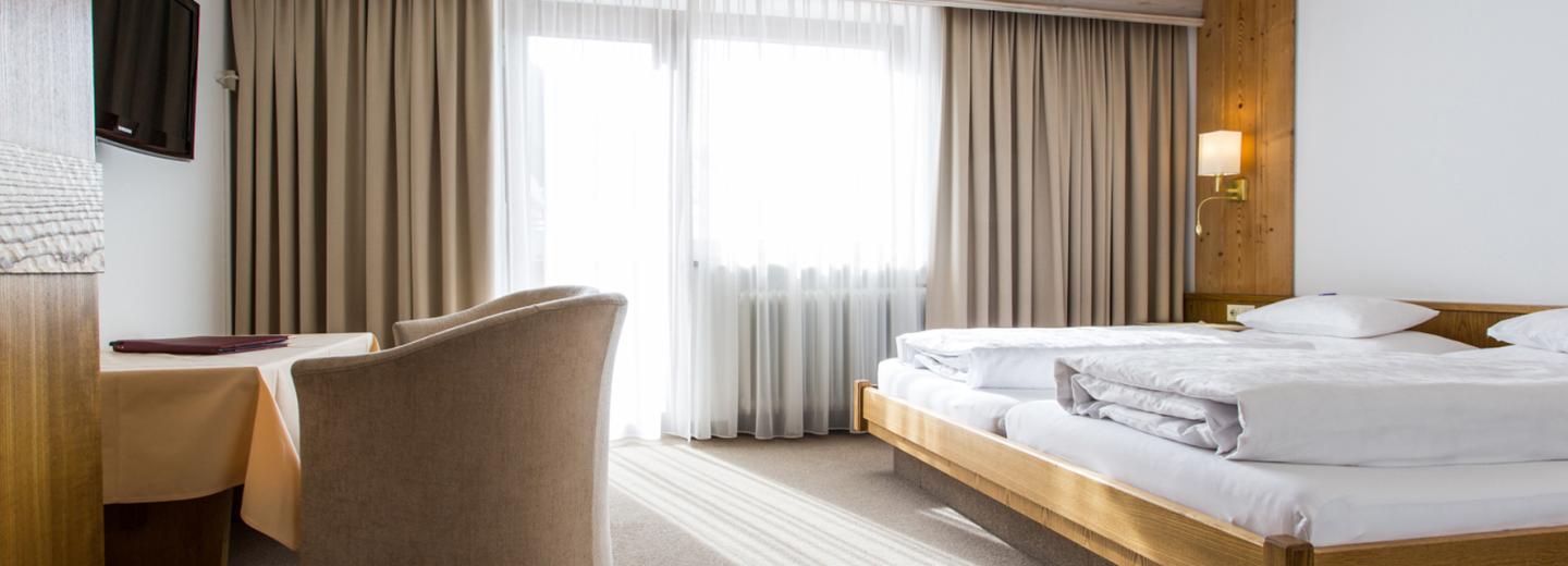 © Eurotours Doppelzimmer Small Basic Residence A