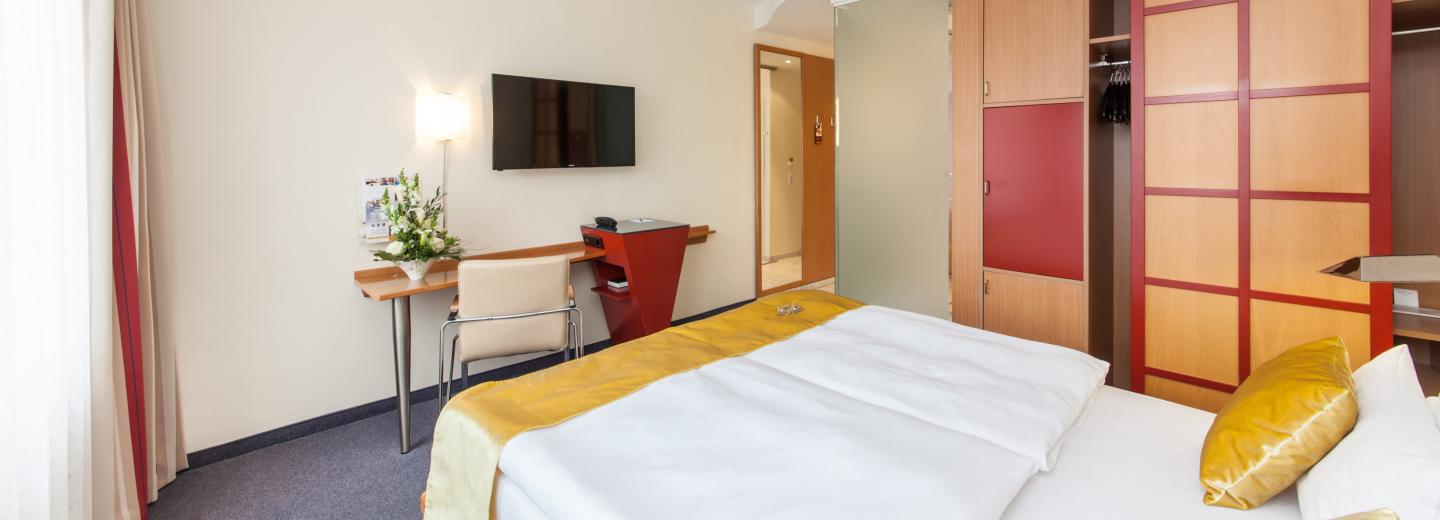 © Eurotours Doppelzimmer Standard