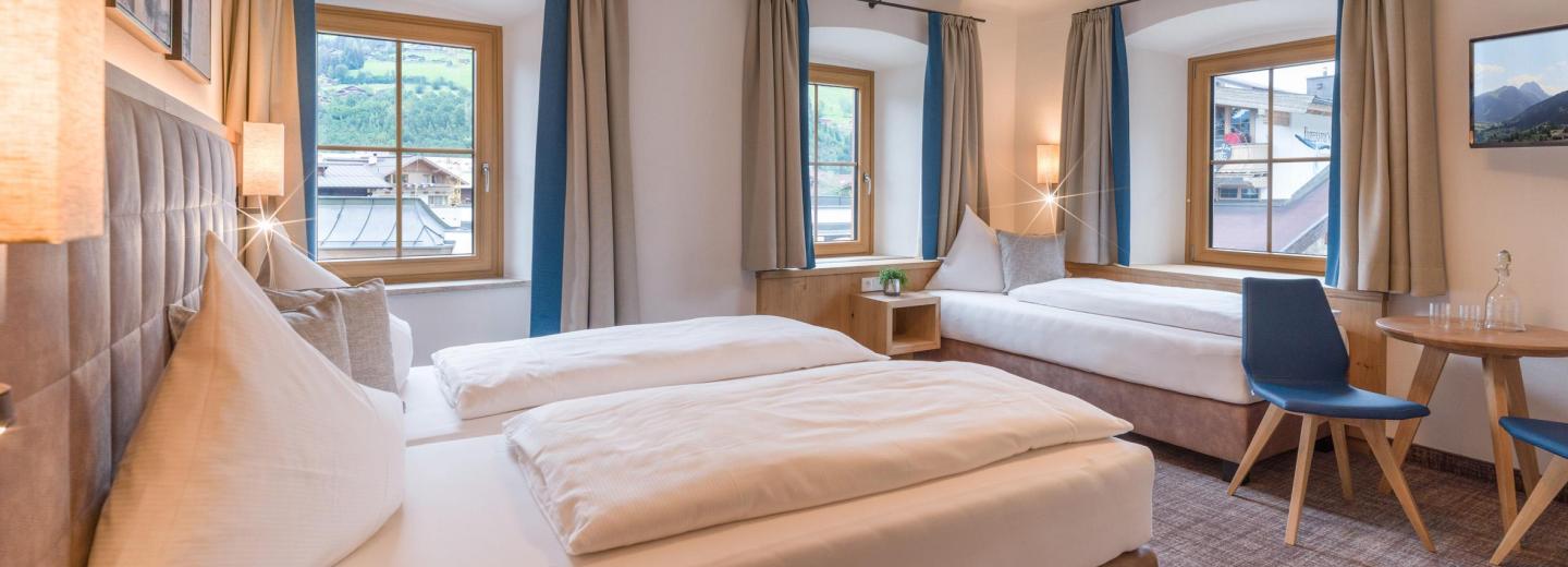 © Eurotours Dreibettzimmer Berg Glück