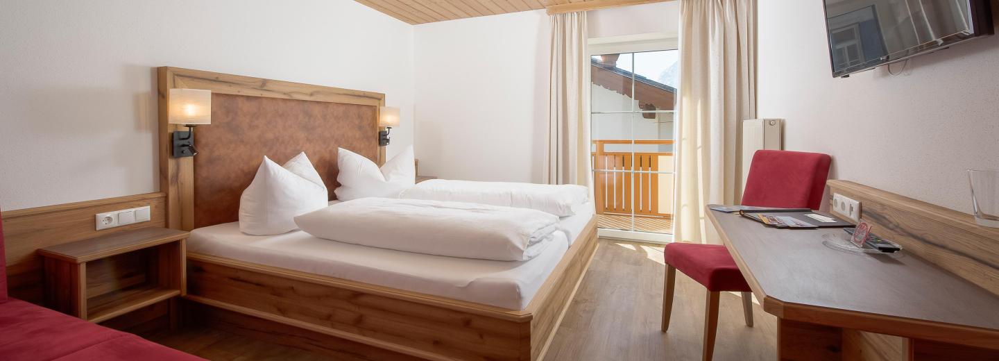 © Eurotours Zimmerbeispiel