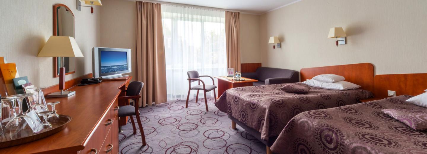 © Eurotours Standard Doppel- oder Zweibettzimmer