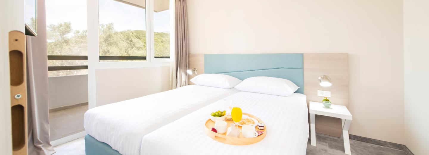 © Eurotours Doppelzimmer Standard Balkon