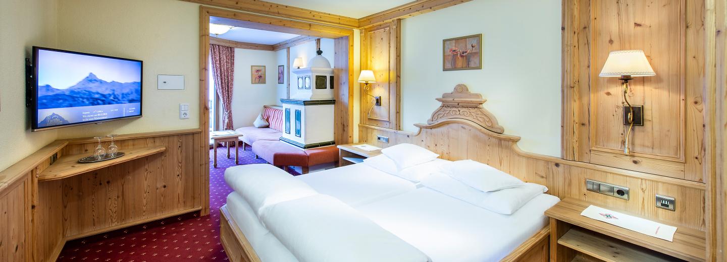 © Eurotours Doppelzimmer „Gorfenspitze de luxe“ !