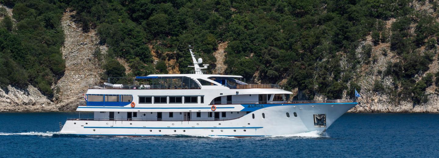 © Eurotours Motoryacht Alpha