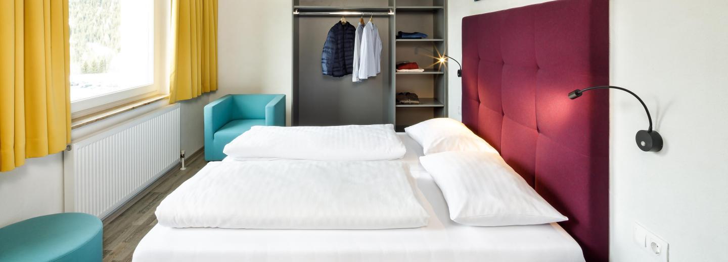 © Eurotours Basekamp Doppelzimmer