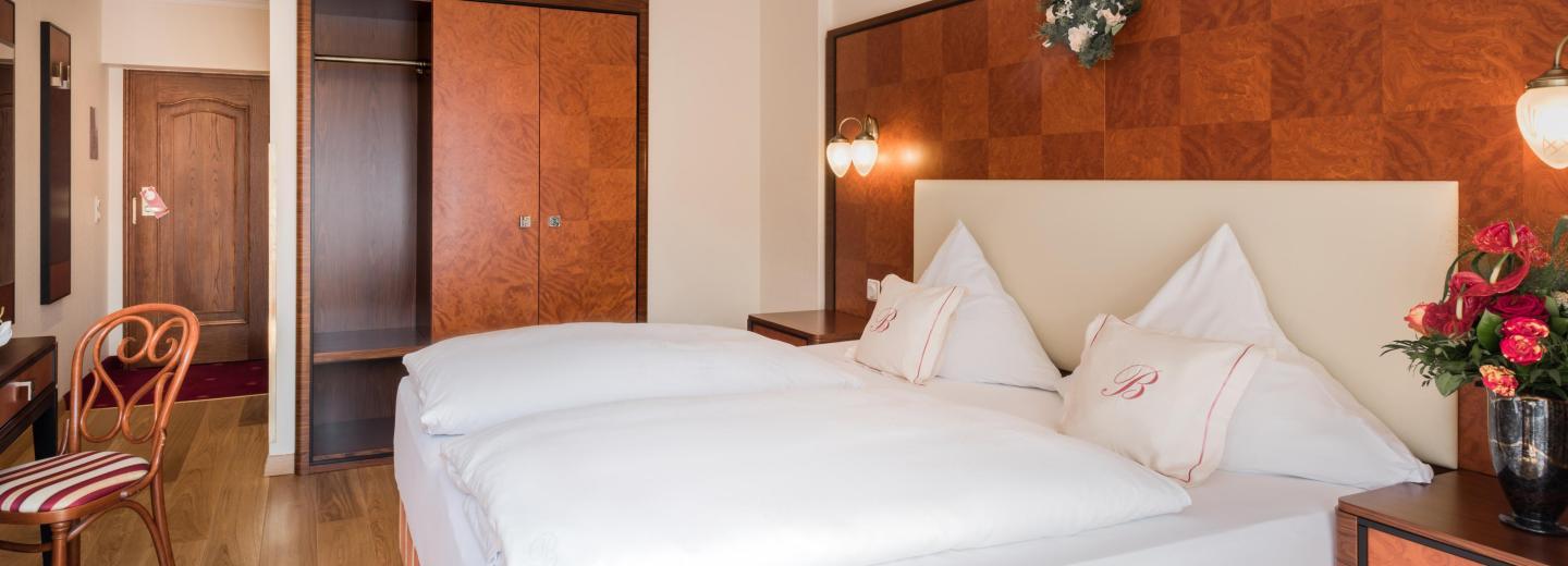 © Eurotours Doppelzimmer Stadtblick