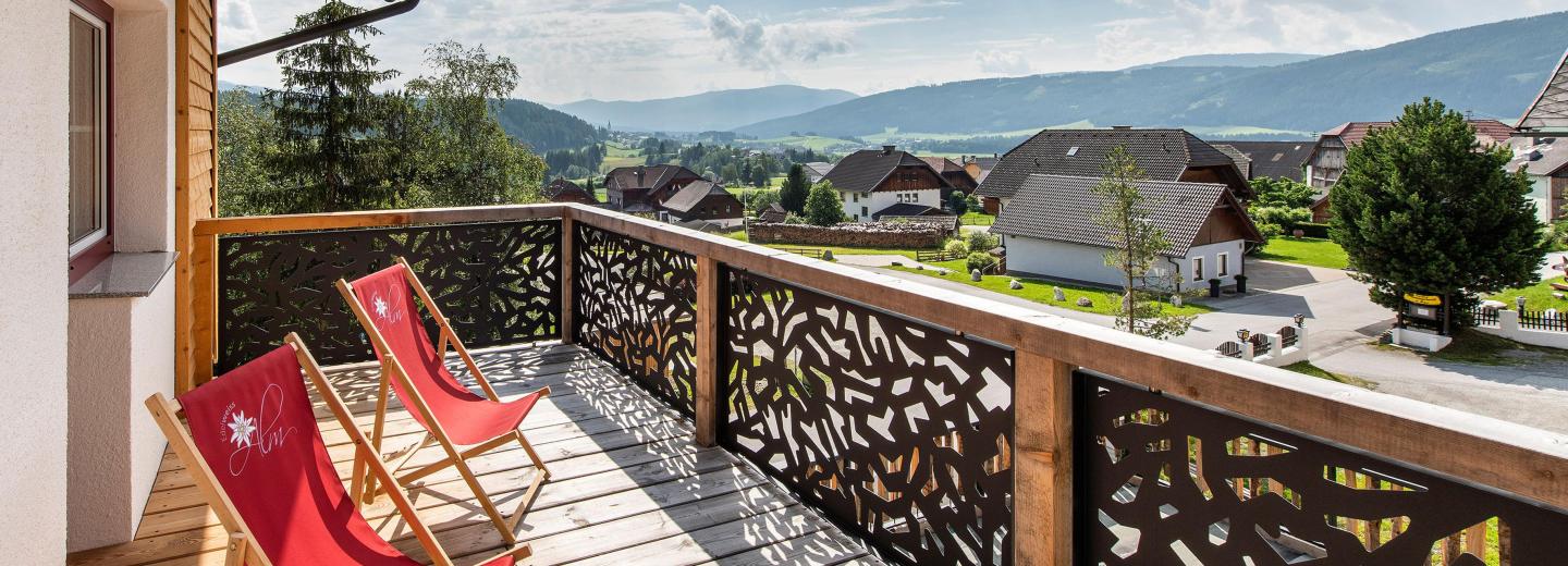 © Eurotours Apartment Comfort 3 Raum Balkon Bergblick