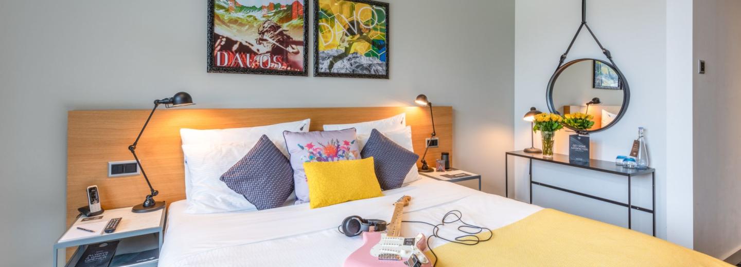 © Eurotours Deluxe Guest Room