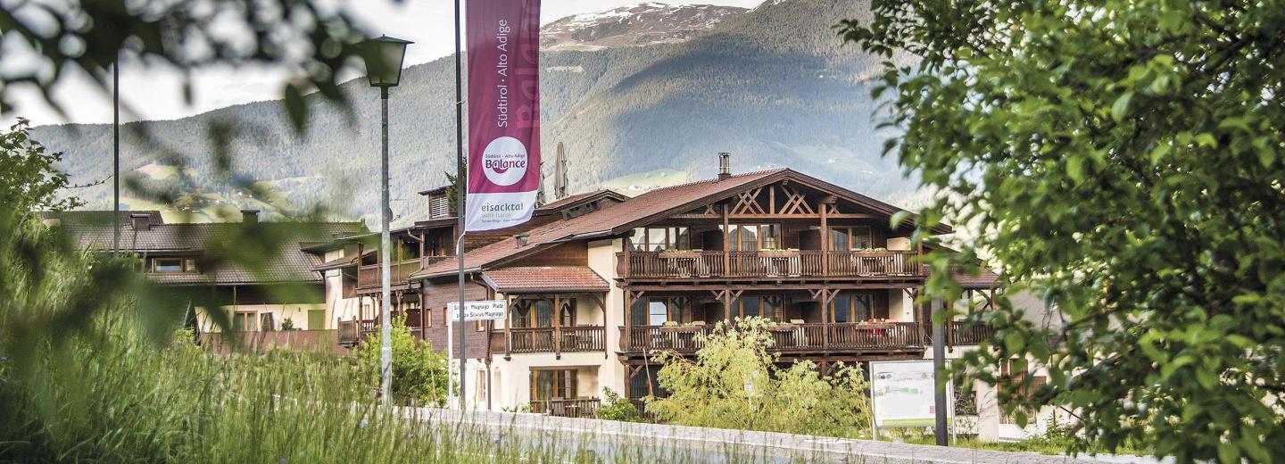 © Eurotours Berge die verzaubern - die Dolomiten