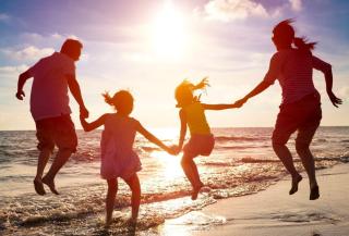 Der perfekte Start in den Familienurlaub JUST AWAY