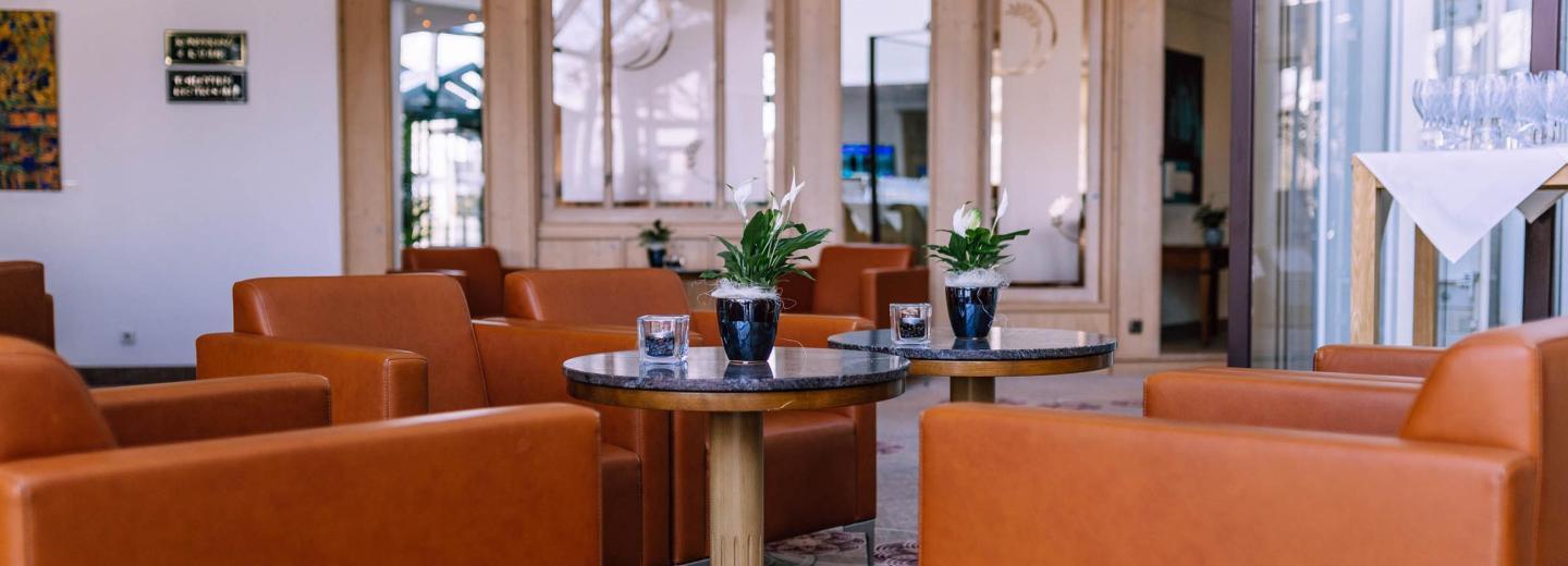 © Eurotours THERME ERDING: Pure Erholung in der bayerischen Südsee