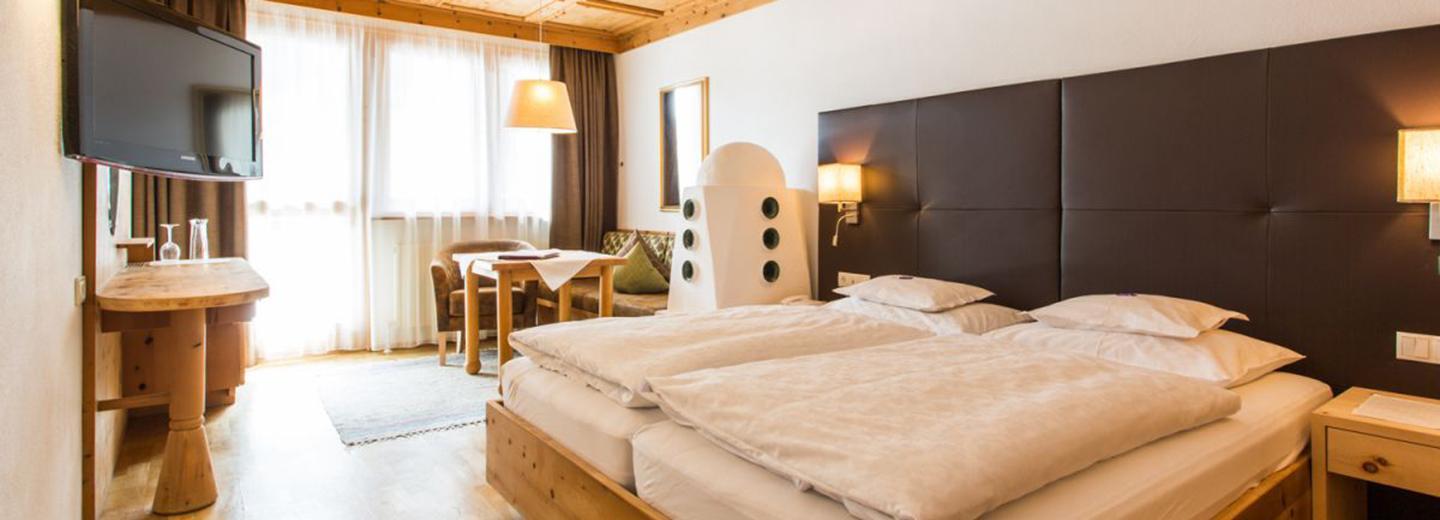 © Eurotours Doppelzimmer Balkon "Almhof 4*S"
