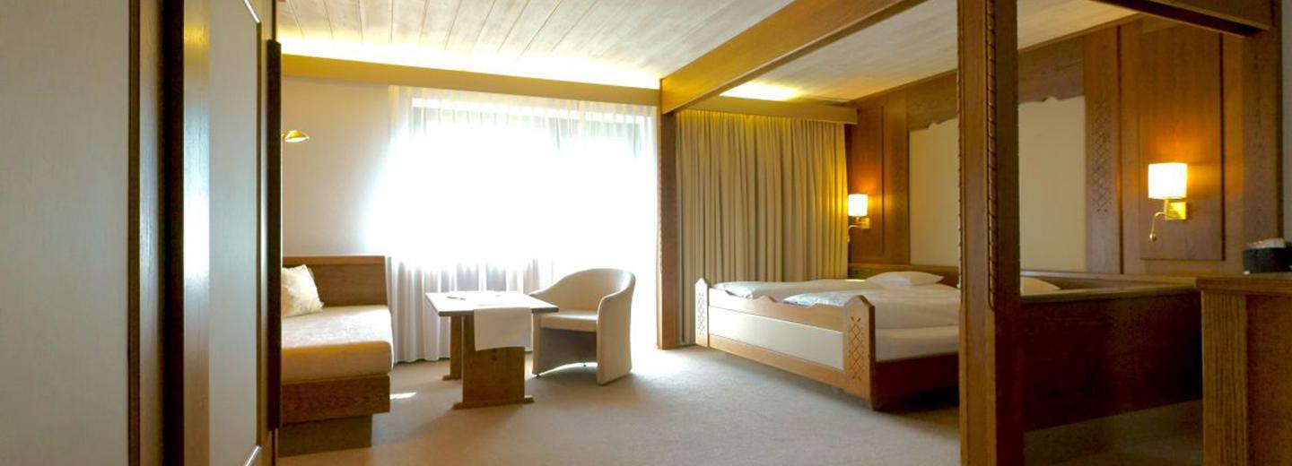 © Eurotours Doppelzimmer Balkon "Residenz A"