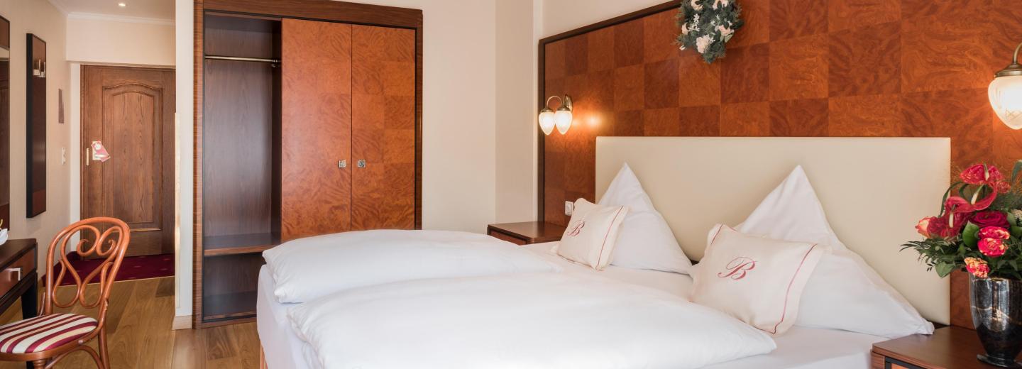 © Eurotours Doppelzimmer Stadtblick