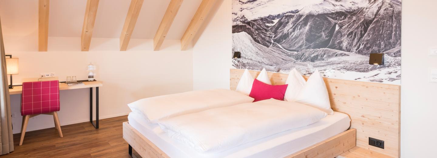 © Eurotours Doppelzimmer Comfort Bergblick