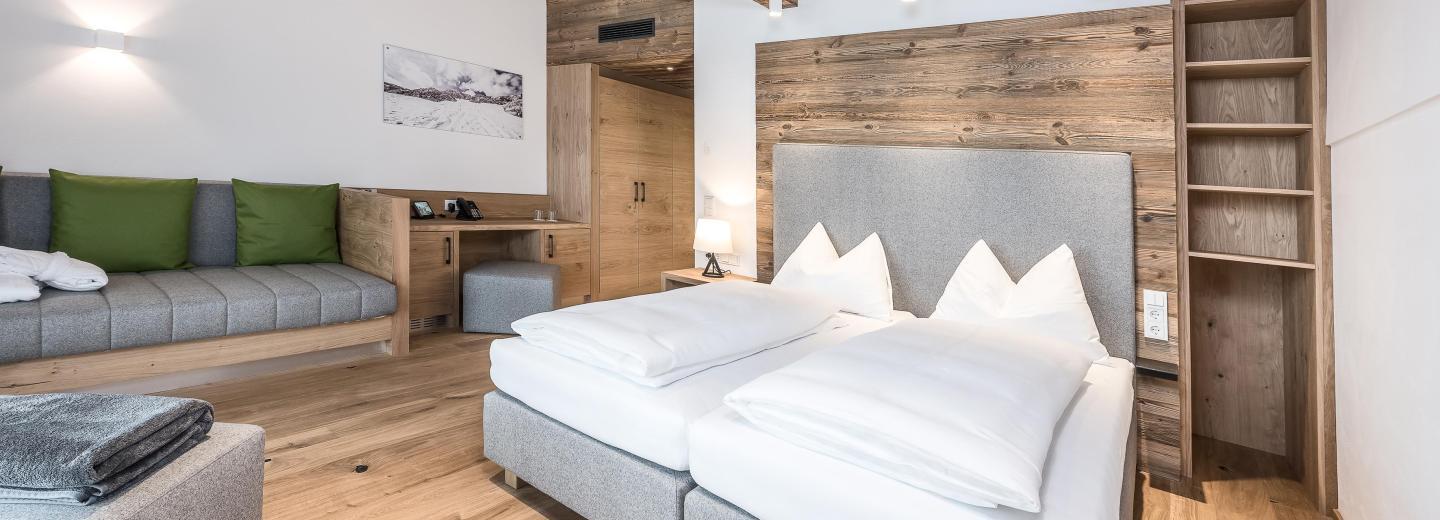 © Eurotours PURADIES Deluxe Suite