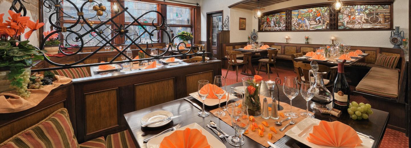 © Eurotours Hotel Altdeutsche Weinstube, Rüdesheim am Rhein
