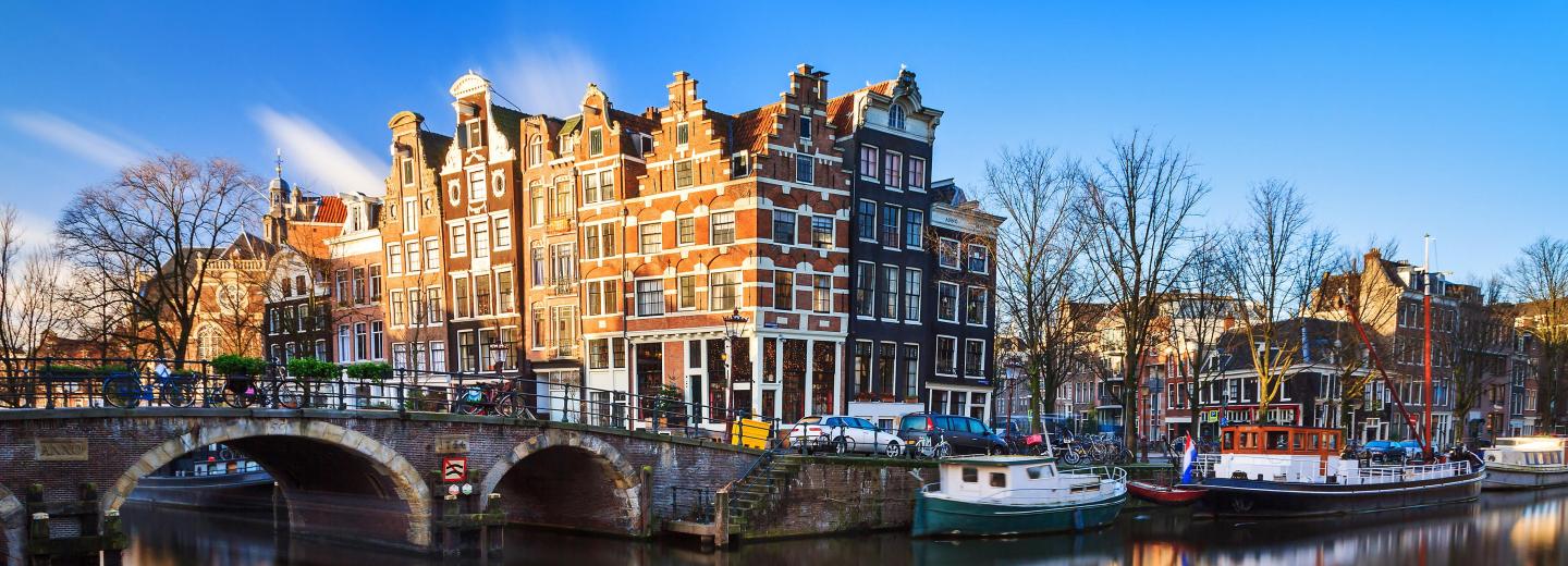 © dennisvdwater - Fotolia.com Amsterdam