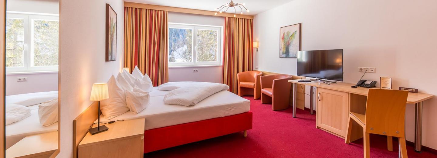 © Eurotours Doppelzimmer Balkon
