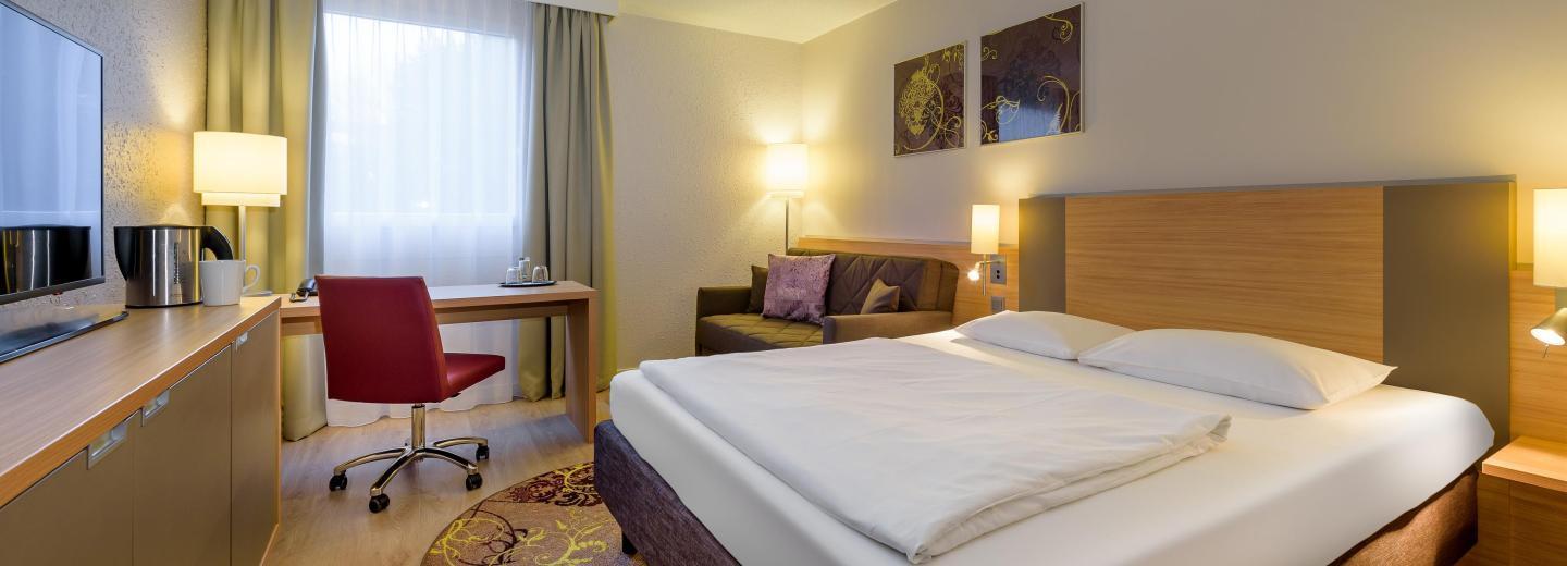 © Eurotours Doppelzimmer Standard