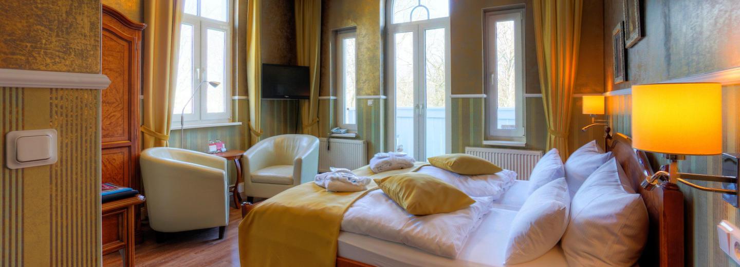 © Eurotours Doppelzimmer Deluxe Balkon
