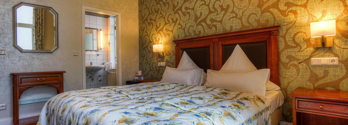 © Eurotours Doppelzimmer Standard