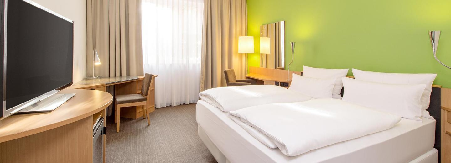 © Eurotours Doppelzimmer Standard