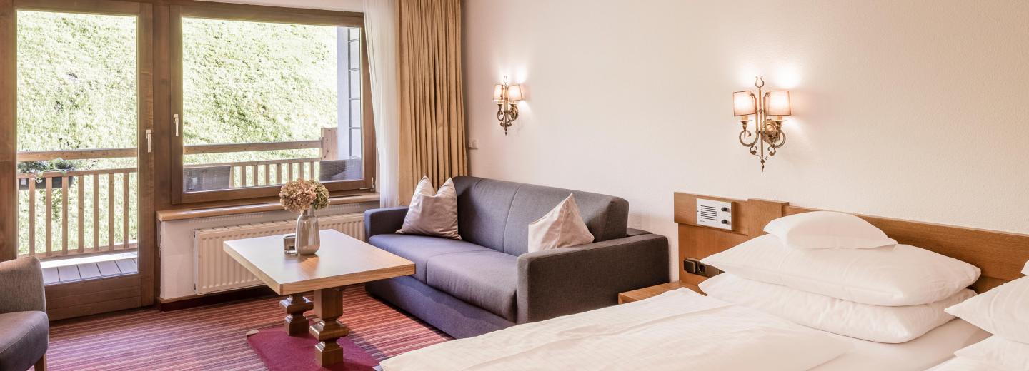 © Eurotours Doppelzimmer Standard Balkon/Terrasse Bergblick