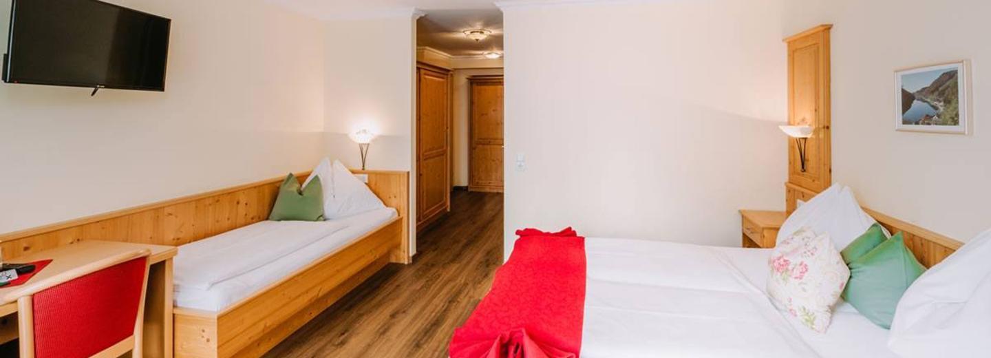 © Eurotours Dreibettzimmer