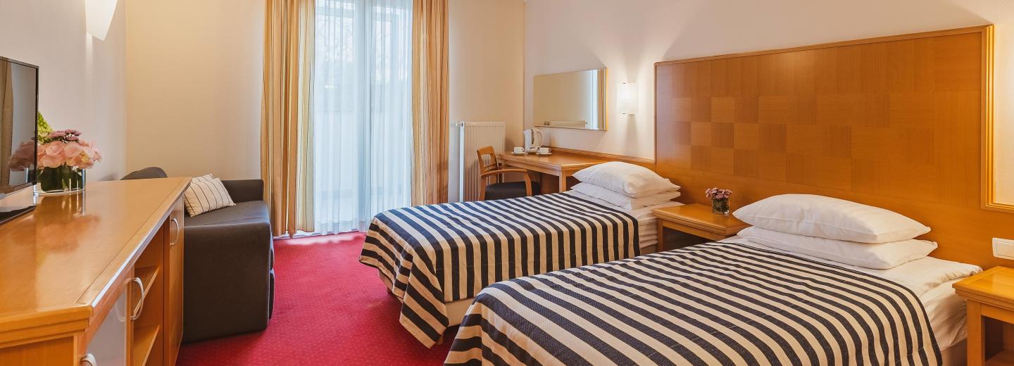 © Eurotours Doppelzimmer Standard Balkon