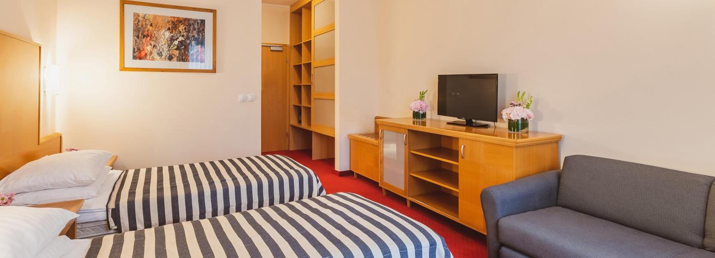 © Eurotours Doppelzimmer Standard Balkon