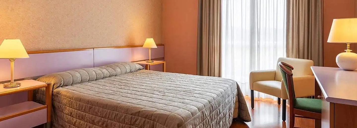 © Eurotours Doppelzimmer Balkon
