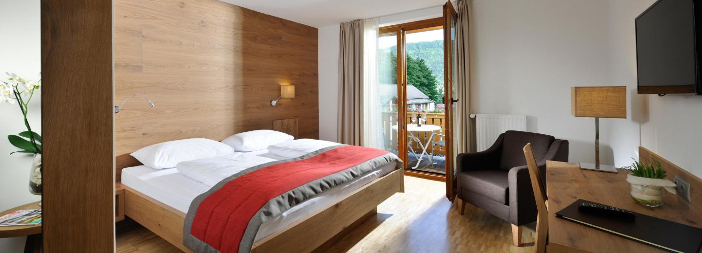 © Eurotours Dreibettzimmer Standard "Seeseite"