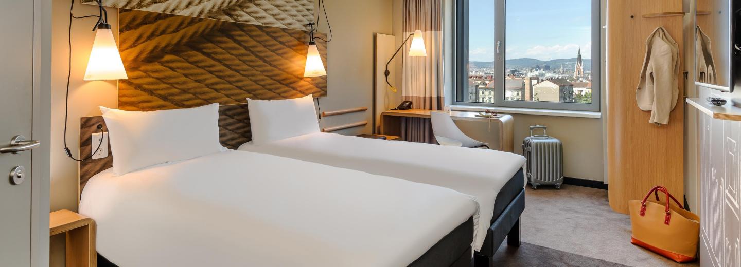 © Eurotours Doppelzimmer Standard