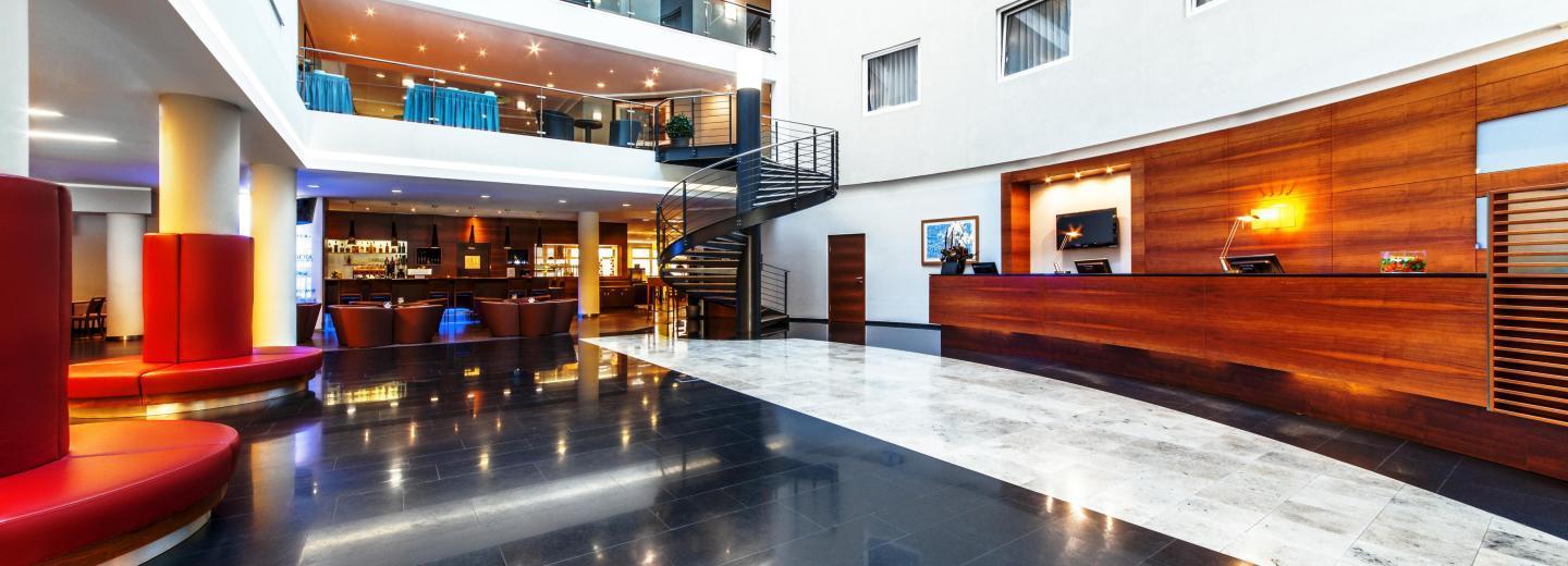 © Eurotours Hotel NH Budapest City
