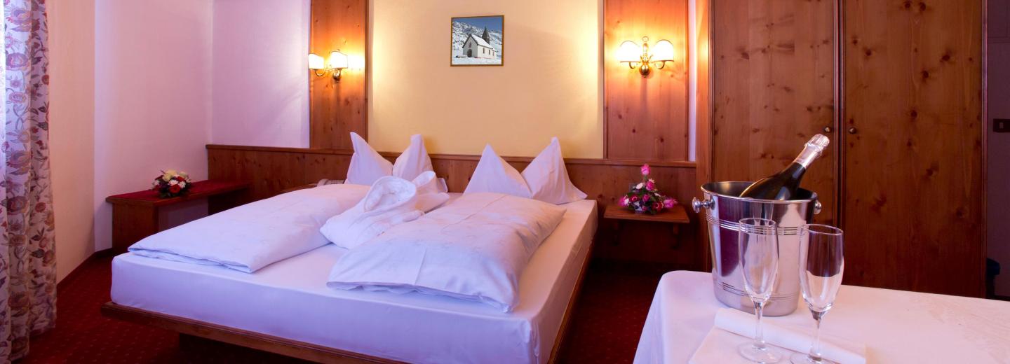 © Eurotours Doppelzimmer Standard