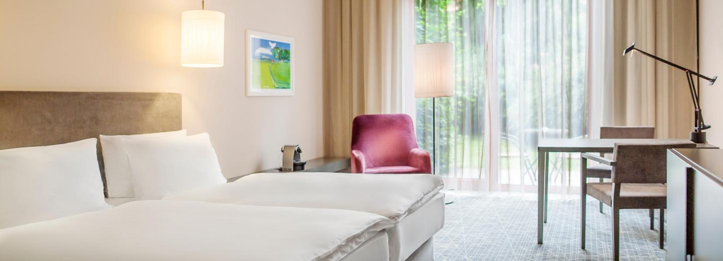 © Eurotours NH Collection Prague City, Doppelzimmer Superior